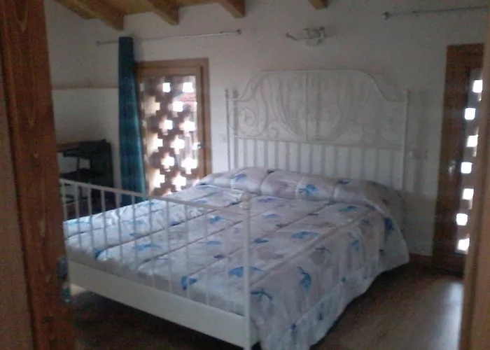 Al Salto Del Gatto Bed & Breakfast Schianno